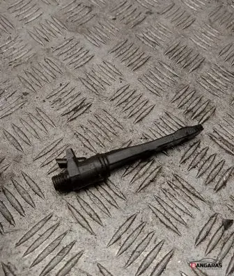 Opel Zafira A Fuel injector