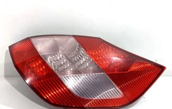 Rear/tail lights