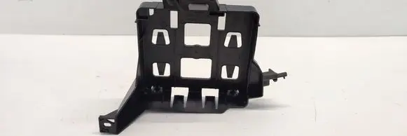 Audi A5 Radiator mount bracket 8W0907368