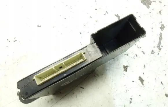 Toyota Yaris Other control units/modules 8930052021
