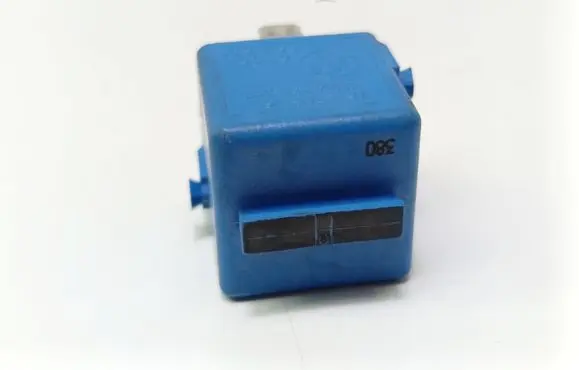 BMW 5 E39 Other relay 8364581