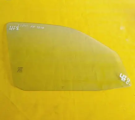 Fiat Tipo Front door window glass four-door