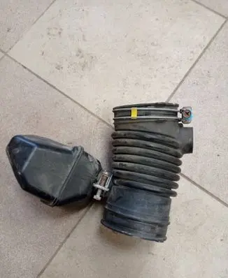 Toyota Sienna XL30 III Intake resonator 178930P090 178810P080