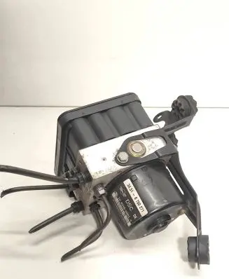 Mini One - Cooper R50 - 53 ABS Pump 6760272 6760271 10096008653
