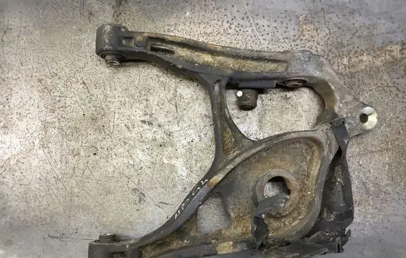 Mercedes-Benz GL X164 Front lower control arm/wishbone 000060366106