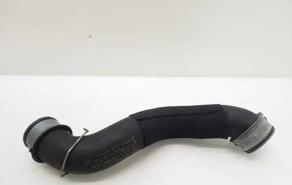 Mercedes-Benz E W212 Engine coolant pipe/hose A2125018282