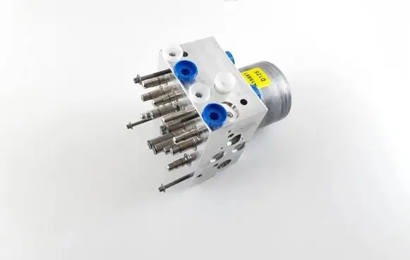 Porsche Taycan 9J1 ABS Pump 9J1614095RY 9J1614095
