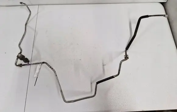 Suzuki Swift I Air conditioning (A/C) pipe/hose 95731-62J10