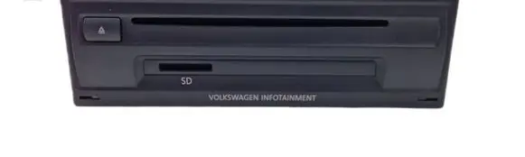 Volkswagen PASSAT B8 Navigation unit CD/DVD player 3Q0035840B