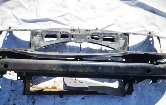 Skoda Octavia Mk1 (1U) Front bumper cross member