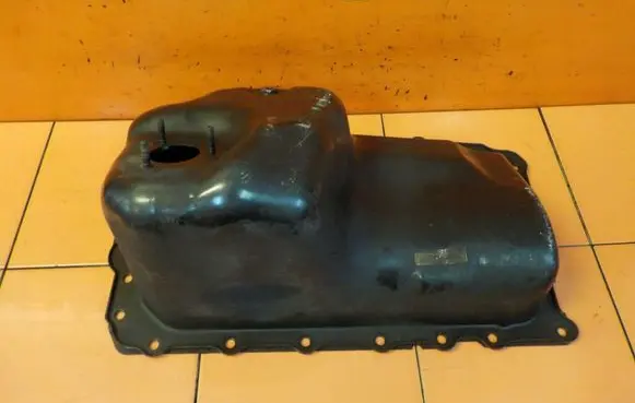 BMW 1 E81 E87 Oil sump 