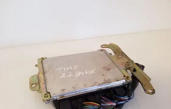 Nissan Almera Tino Engine control unit/module 0281010265 237104U100 28SA4560