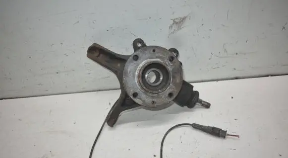 Peugeot 308 SW Front wheel hub 