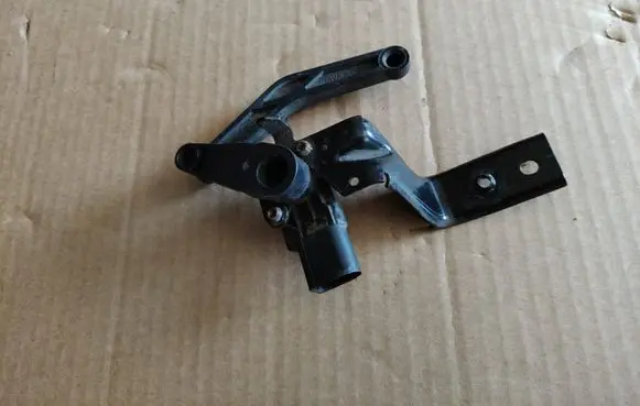 Audi A3 8Y Front air suspension height level sensor 5WA412521E 5WA907127A