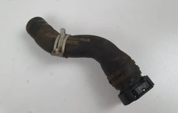 Renault Trafic II (X83) Engine coolant pipe/hose 8200522662