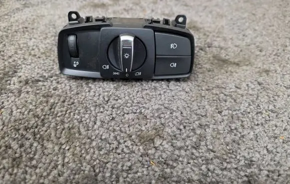 BMW 4 F36 Gran coupe Light switch 6847512