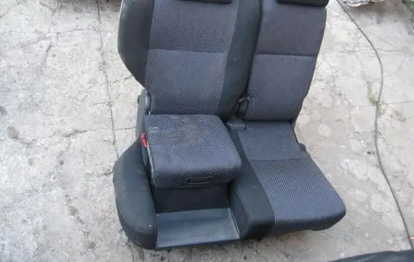Toyota Verso Second row seats 