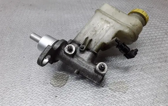 Alfa Romeo 159 Master brake cylinder 32067799B