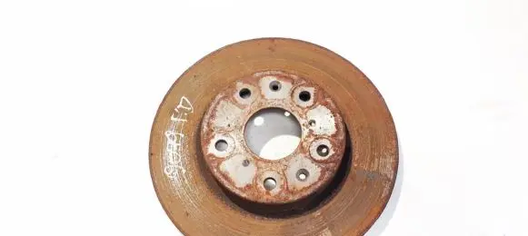 Suzuki SX4 Front brake disc ventiliuojamas