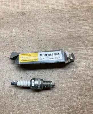Renault 19 Spark plug 7700868864