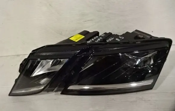 Skoda Octavia Mk3 (5E) Headlight/headlamp