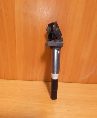 BMW M5 F90 High voltage ignition coil 8611236