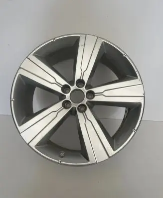 Audi Q7 4M R20 alloy rim 