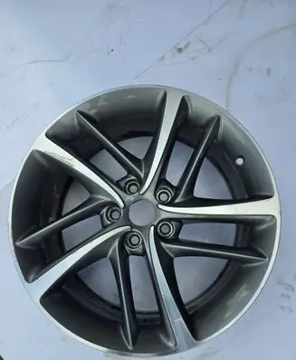 MG HS R18 alloy rim 10485512M