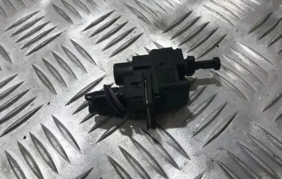 Ford Mondeo MK II Brake pedal sensor switch 93bb13480bb 93bb-13480-bb