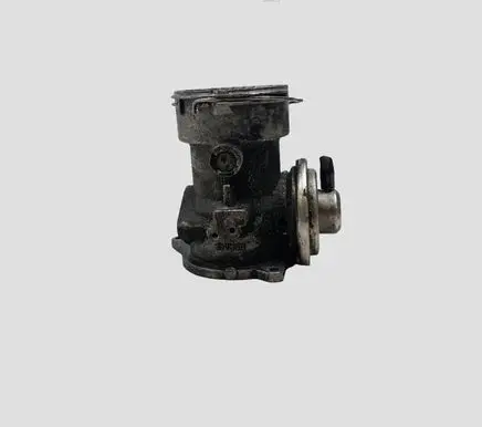 Volkswagen Touareg I Throttle valve 070128073