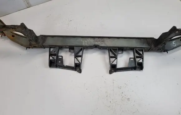 Chrysler 300 - 300C Top upper radiator support slam panel 05139179AF 04805843