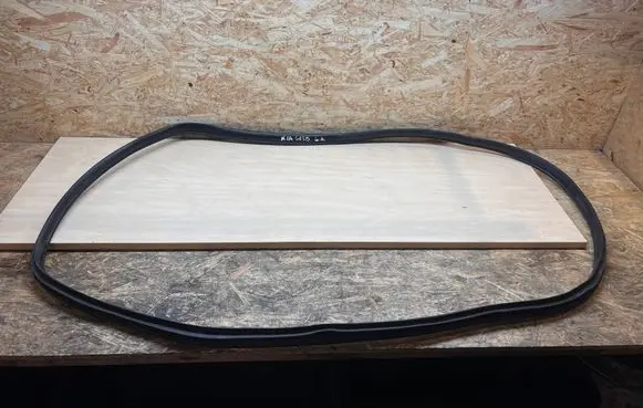KIA Ceed Rear door rubber seal (on body) 