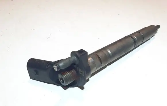 Fuel injector