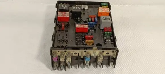 Audi A3 S3 A3 Sportback 8P Fuse module 1K0937124K 01418986 1197