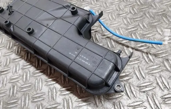 Mercedes-Benz R W251 Vacuum air tank 