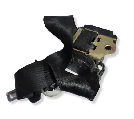 Volkswagen Golf IV Rear seatbelt 56042690 000322