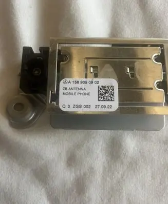 Mercedes-Benz EQB Aerial antenna amplifier A1569050902 A12465451200