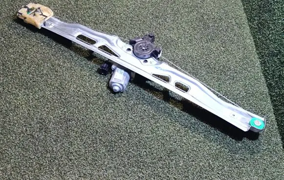 Ford Tourneo Custom Front door window regulator with motor BK21V23200BD