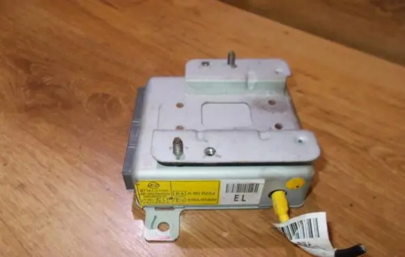 SsangYong Rodius Other control units/modules 8716121101 87161-21101