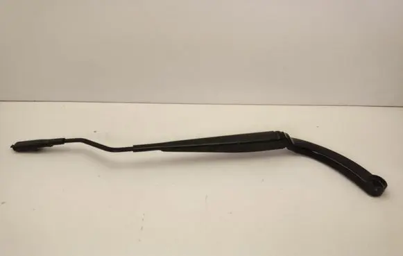 Ford Mustang VI Front wiper blade arm FR3B17B589AA