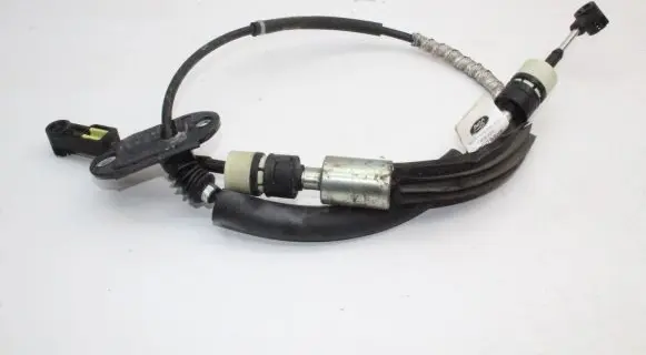 Ford Kuga I Gear shift cable linkage