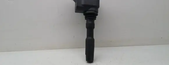 Volkswagen Jetta USA High voltage ignition coil 04E905110M