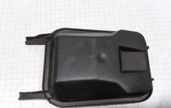 Audi A6 S6 C4 4A Other engine bay part 206231C2