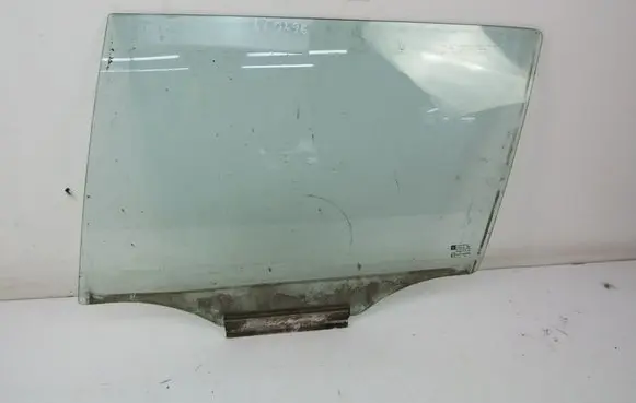 Opel Astra H Rear door window glass 