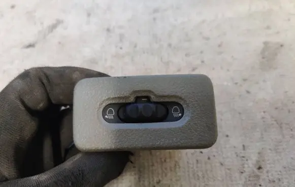 Renault Master II Headlight level height control switch 8200022569 91166822