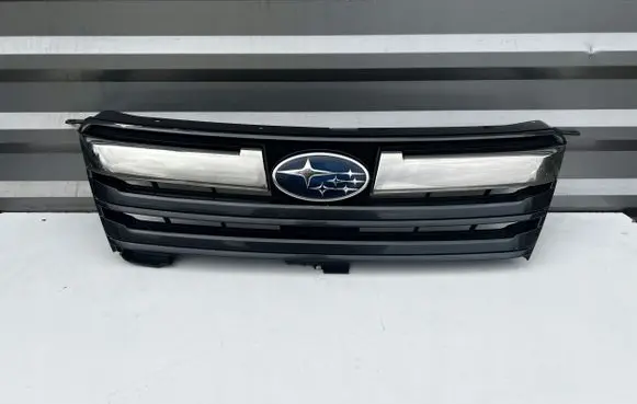 Subaru Legacy ACC Distronic radar sensor grill/trim 