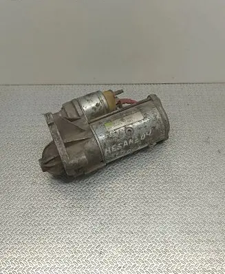Renault Megane II Starter motor 8200331251 D7R49 0518B0V