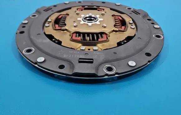 Toyota Auris E180 Clutch set kit 8F213989 IMPRK1541114