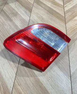 Mercedes-Benz E W211 Tailgate rear/tail lights A2118201464 379504 379142