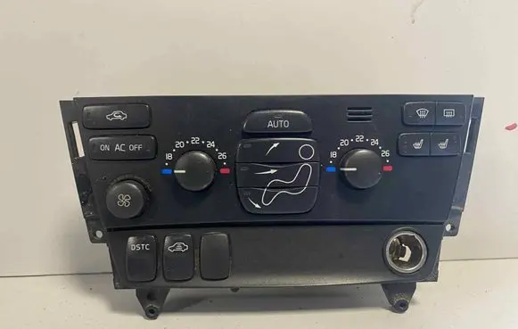 Volvo V70 Climate control unit 8697140 04W41E02 M441CB00046
